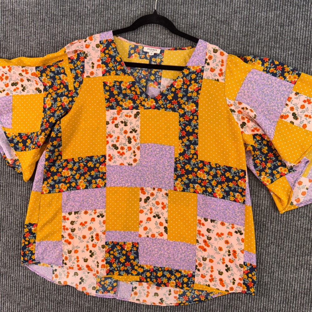 Andree By Unit 1X Patchwork Floral Blouse Womens Boho‎ Cottagecore Flutter Top
